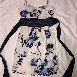 Floral juniors’ dress